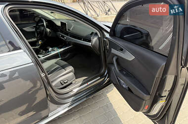 Седан Audi A4 2016 в 