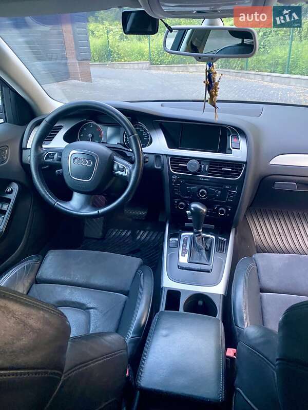Универсал Audi A4 2009 в Ровно