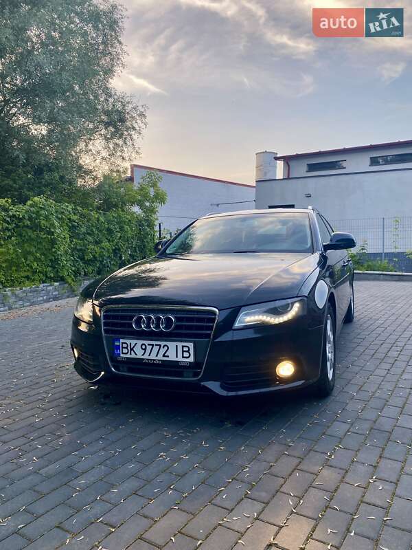 Универсал Audi A4 2009 в Ровно