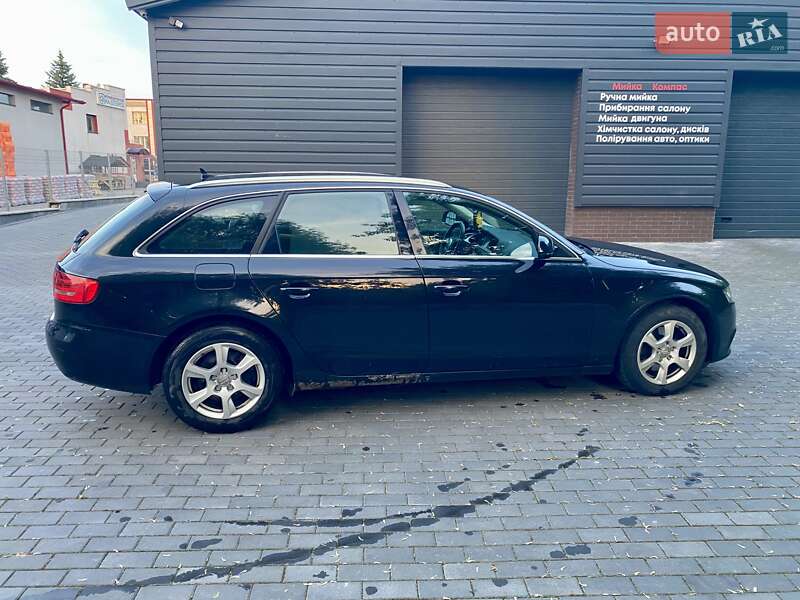 Универсал Audi A4 2009 в Ровно