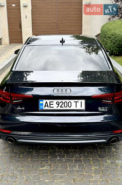 Седан Audi A4 2017 в 