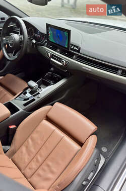 Седан Audi A4 2020 в 