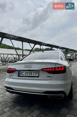 Седан Audi A4 2020 в 