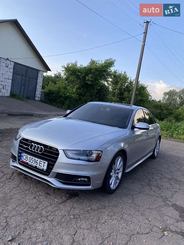 Седан Audi A4 2015 в Мене
