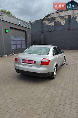 Седан Audi A4 2002 в 