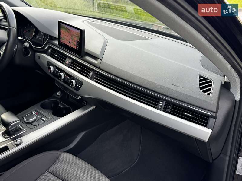 Универсал Audi A4 2019 в Кременце