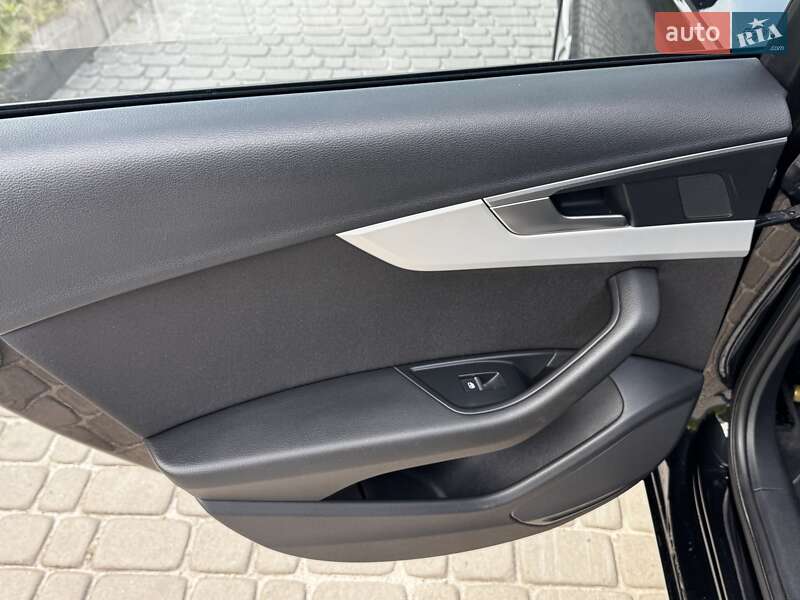 Универсал Audi A4 2019 в Кременце