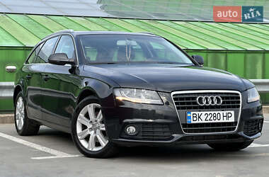 Універсал Audi A4 2009 в 
