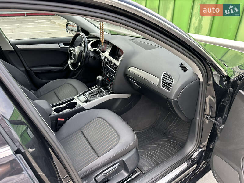 Универсал Audi A4 2009 в Киеве