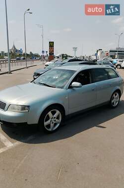 Универсал Audi A4 2002 в 