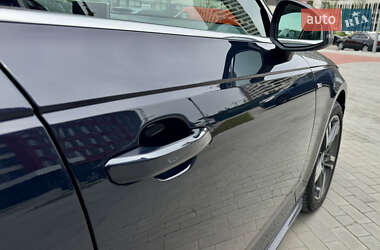 Седан Audi A4 2016 в 