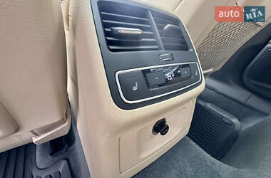 Седан Audi A4 2016 в 