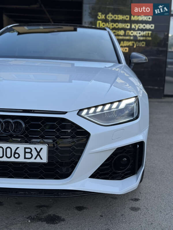 Седан Audi A4 2020 в Киеве