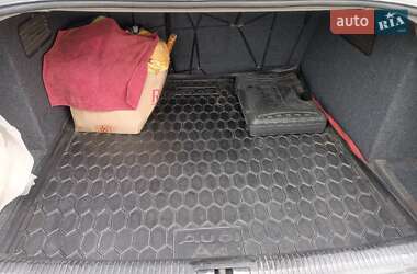Седан Audi A4 2002 в 