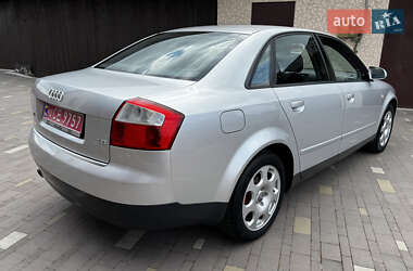 Седан Audi A4 2003 в 