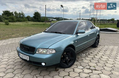 Седан Audi A4 1999 в Черновцах