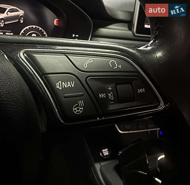 Седан Audi A4 2017 в Днепре