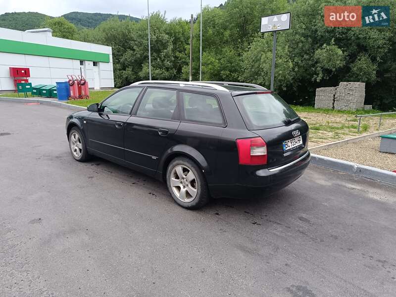 Универсал Audi A4 2003 в Сколе