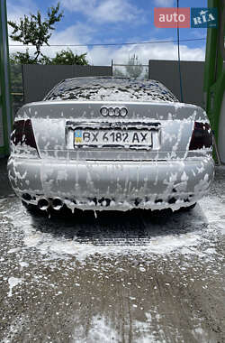 Седан Audi A4 1997 в 