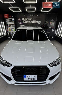 Седан Audi A4 2016 в 