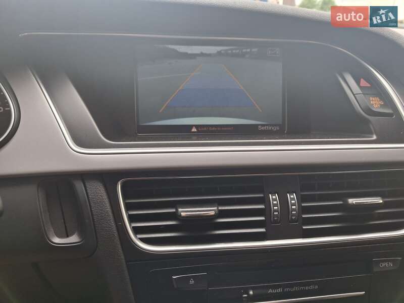 Седан Audi A4 2013 в Каменец-Подольском