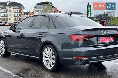 Седан Audi A4 2018 в 