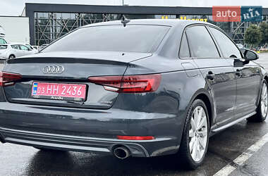 Седан Audi A4 2018 в 