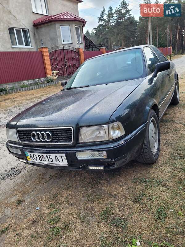 Седан Audi A4 1994 в Славуте