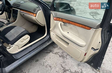 Седан Audi A4 2001 в 