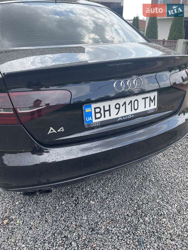 Седан Audi A4 2015 в Одессе