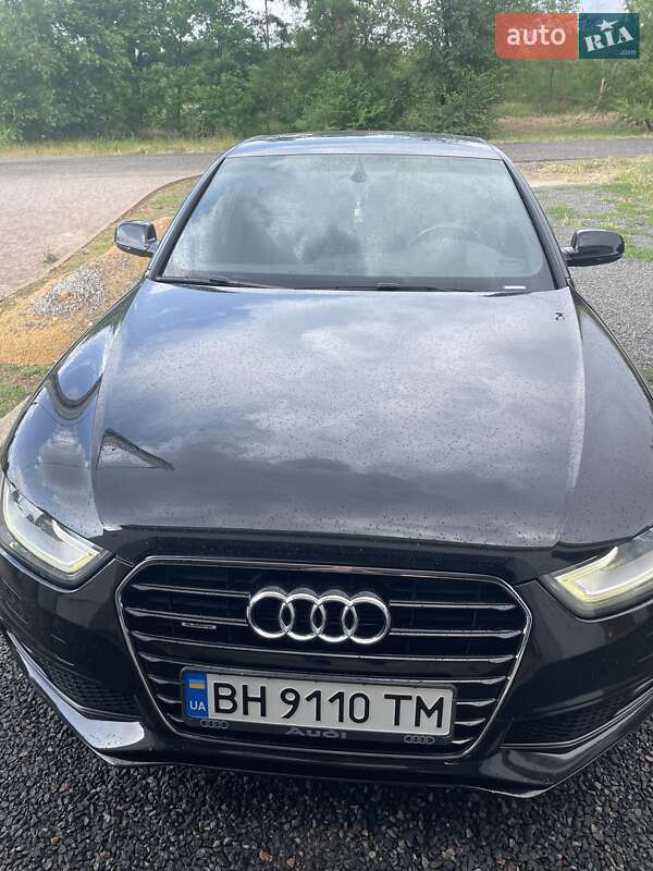 Седан Audi A4 2015 в Одессе