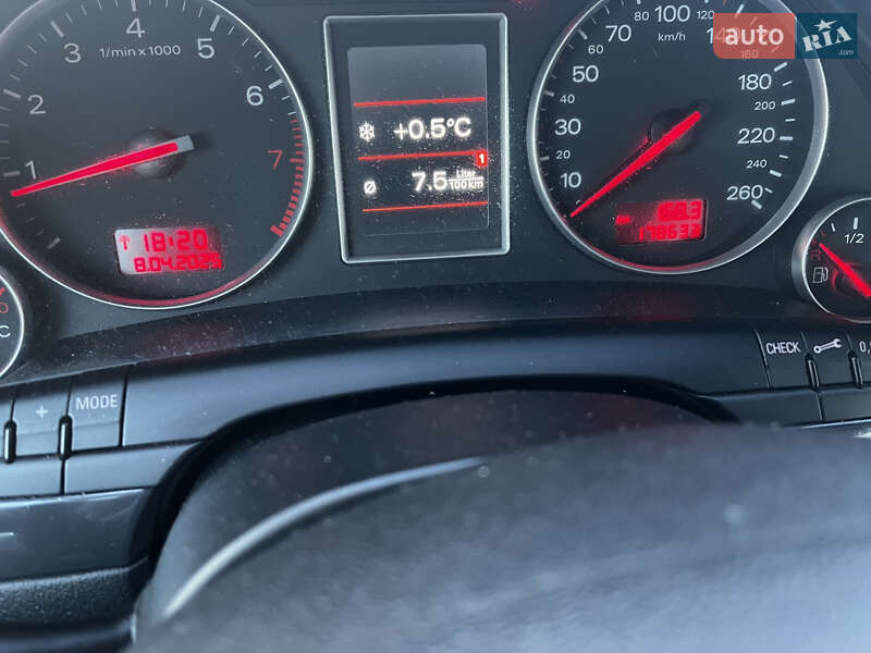 Седан Audi A4 2004 в Житомире