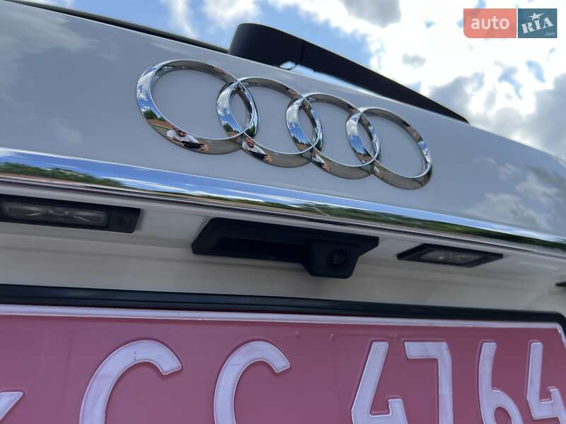 Универсал Audi A4 2021 в Дрогобыче