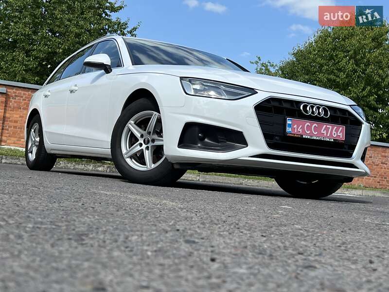 Универсал Audi A4 2021 в Дрогобыче