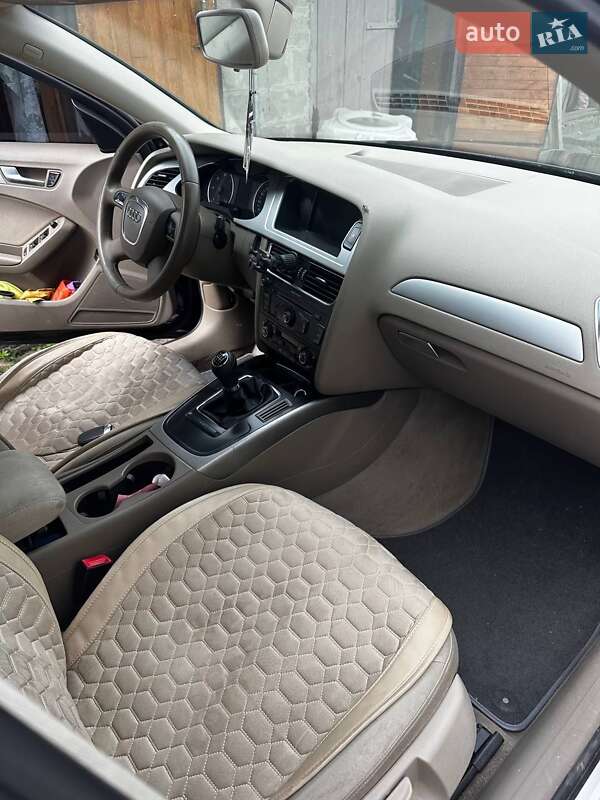 Седан Audi A4 2008 в Києві