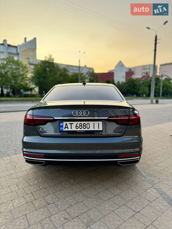 Седан Audi A4 2020 в Івано-Франківську