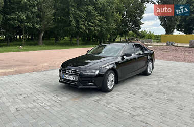 Седан Audi A4 2014 в Овручі