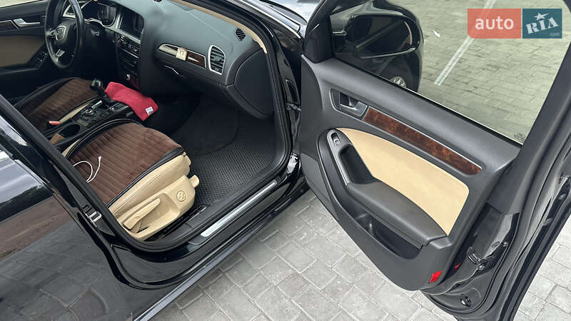 Седан Audi A4 2014 в Овруче