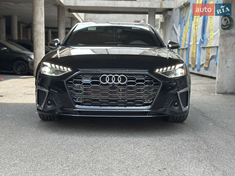 Седан Audi A4 2020 в Києві