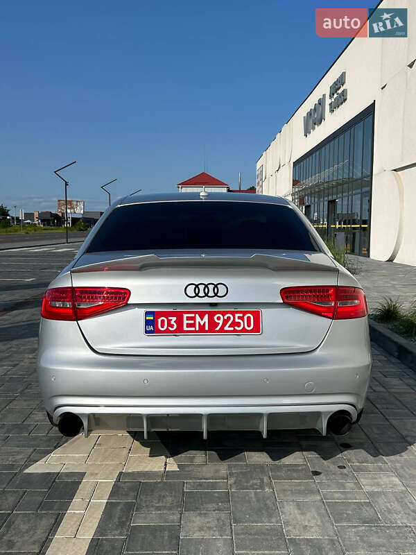 Седан Audi A4 2013 в Луцке