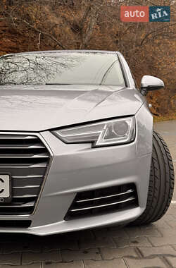 Седан Audi A4 2016 в 