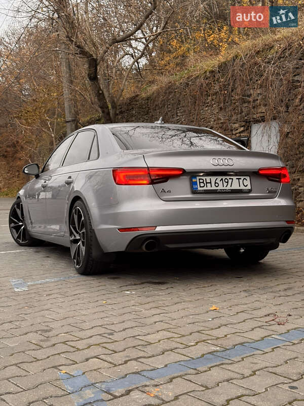 Седан Audi A4 2016 в Одессе