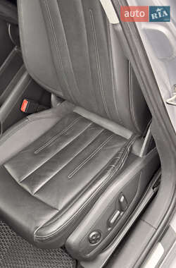 Седан Audi A4 2016 в 