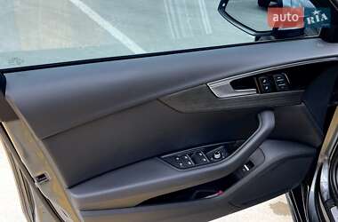 Седан Audi A4 2020 в 