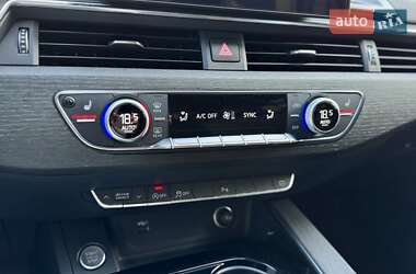 Седан Audi A4 2020 в 