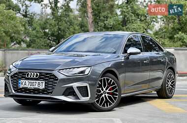 Седан Audi A4 2020 в 