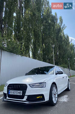 Седан Audi A4 2015 в Киеве