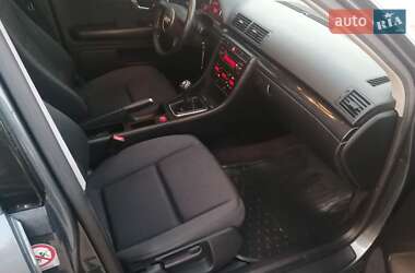 Седан Audi A4 2002 в 