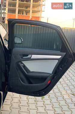 Седан Audi A4 2012 в 