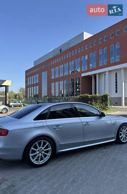 Седан Audi A4 2015 в 